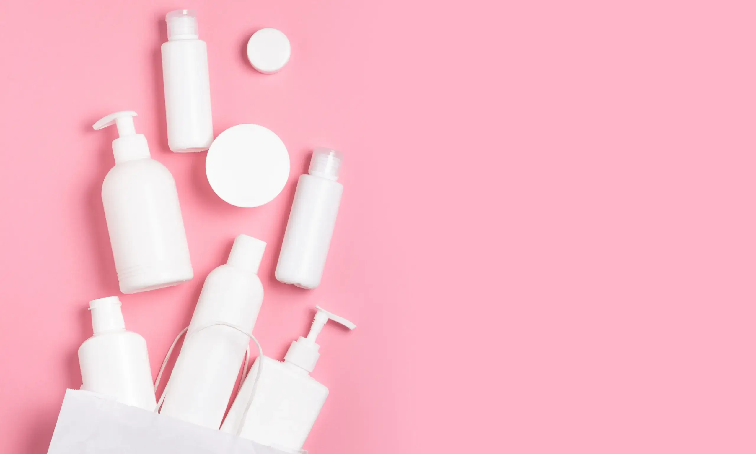 Membedah Cara Kerja Maklon Kosmetik: Dari Konsep hingga Produk Viral di Etalase
