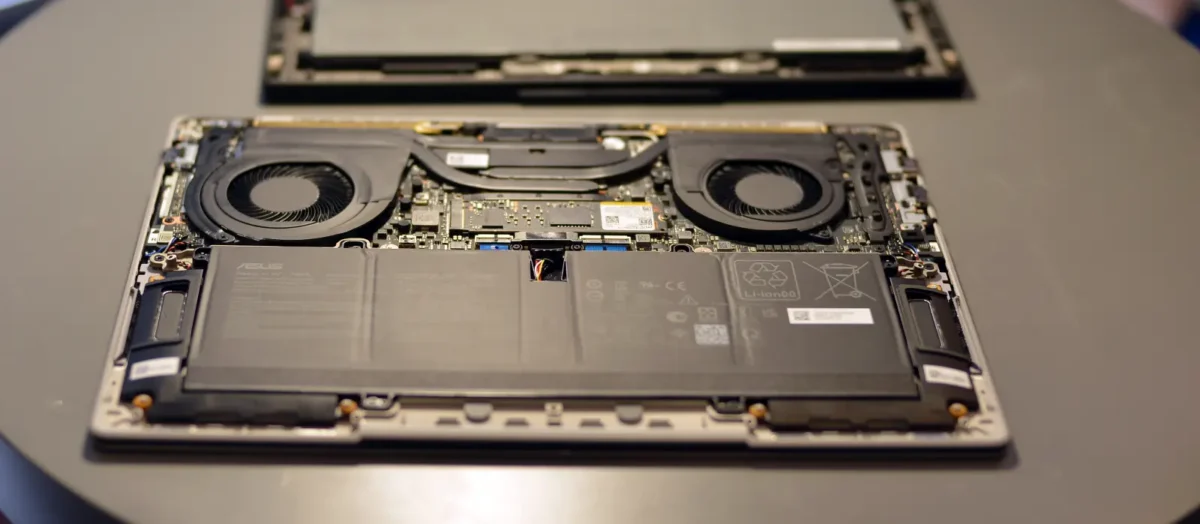 Cara Merawat Baterai Laptop: Cas 20-80%, Kelola Panas, Cek Kesehatan