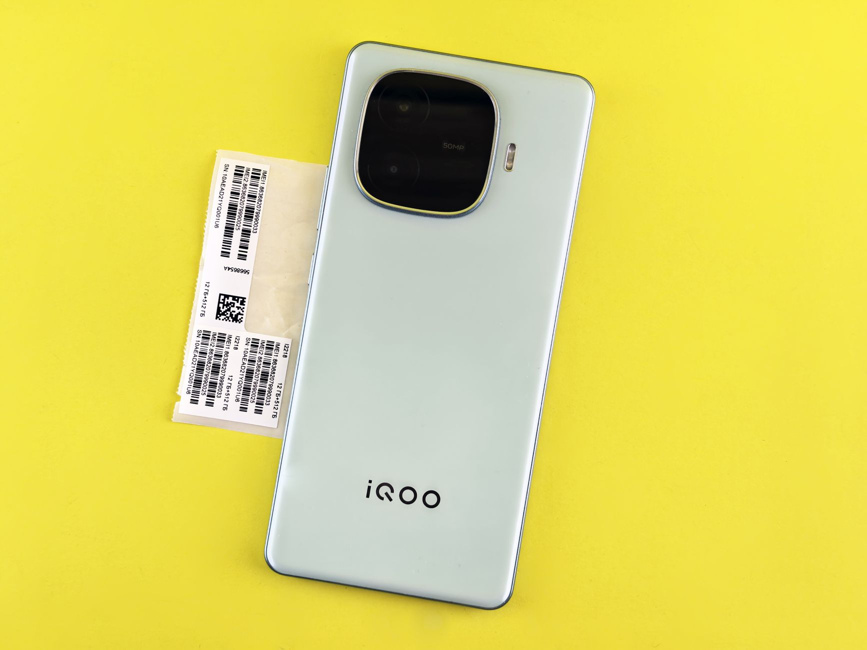 Spesifikasi iQOO Z11S: Layar 2K 144Hz & Baterai 10.000mAh
