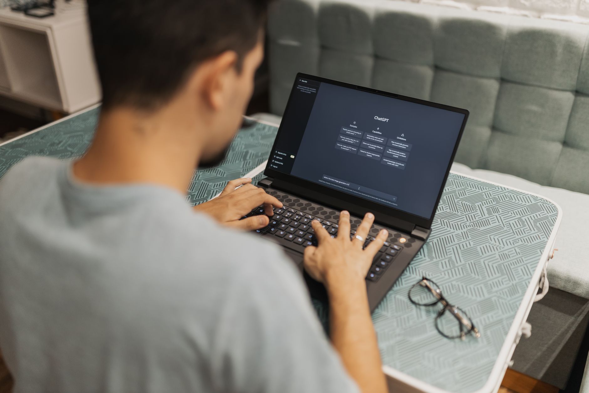 5 Keunggulan Acer Swift Lite 14 AI, Laptop Tipis untuk Bepergian